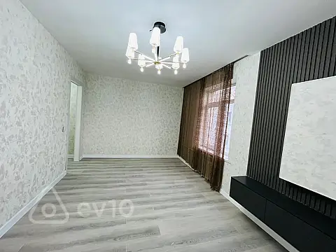 Satılır 2 otaqlı köhnə tikili 35 m²
