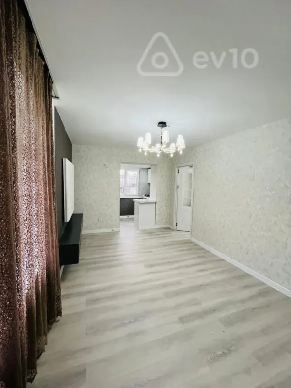 Satılır 2 otaqlı köhnə tikili 35 m²