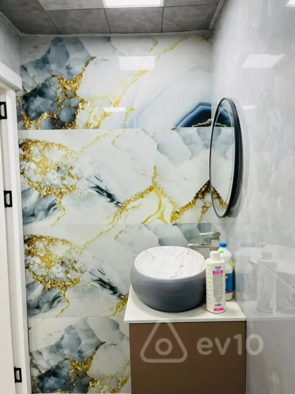 Satılır 2 otaqlı köhnə tikili 35 m²