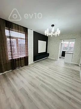 Satılır 2 otaqlı köhnə tikili 35 m²