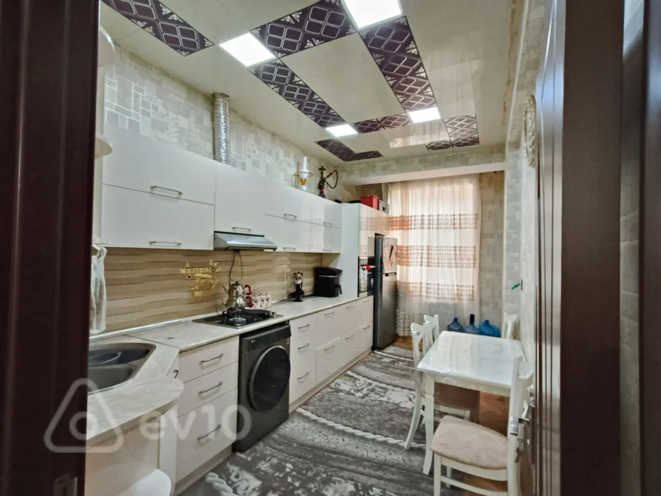 Satılır 3 otaqlı yeni tikili 81 m²