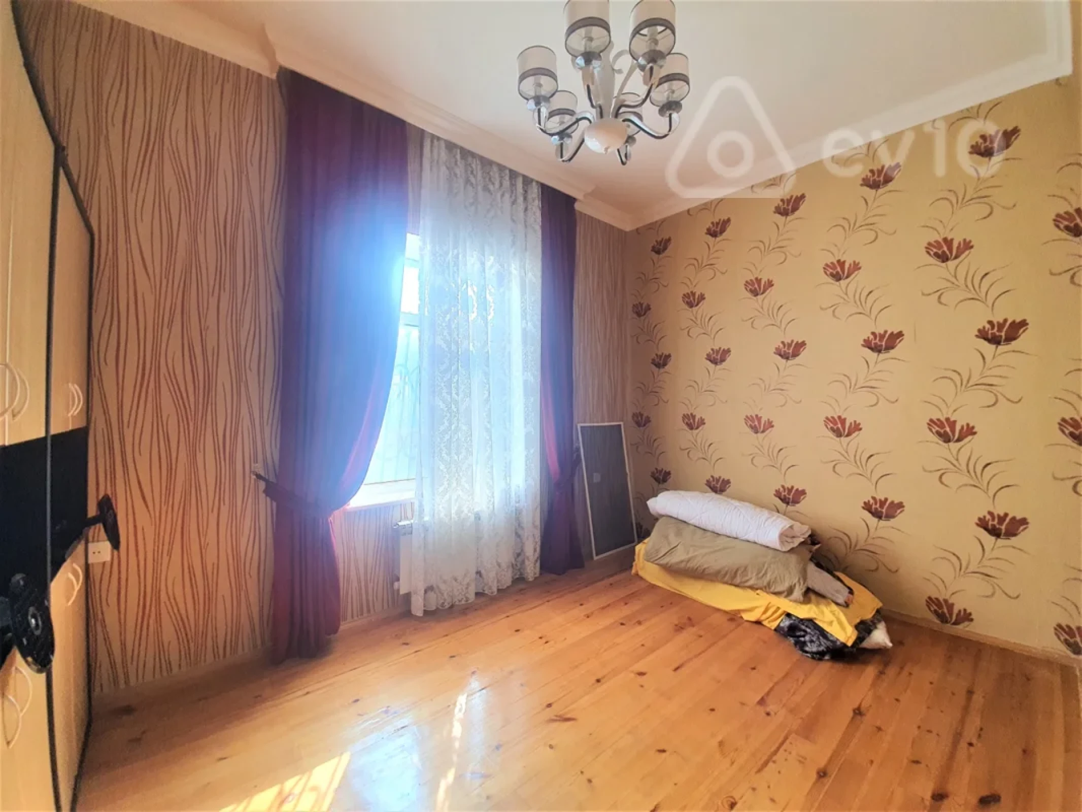 Kirayə verilir 5 otaqlı həyət evi 600 m²