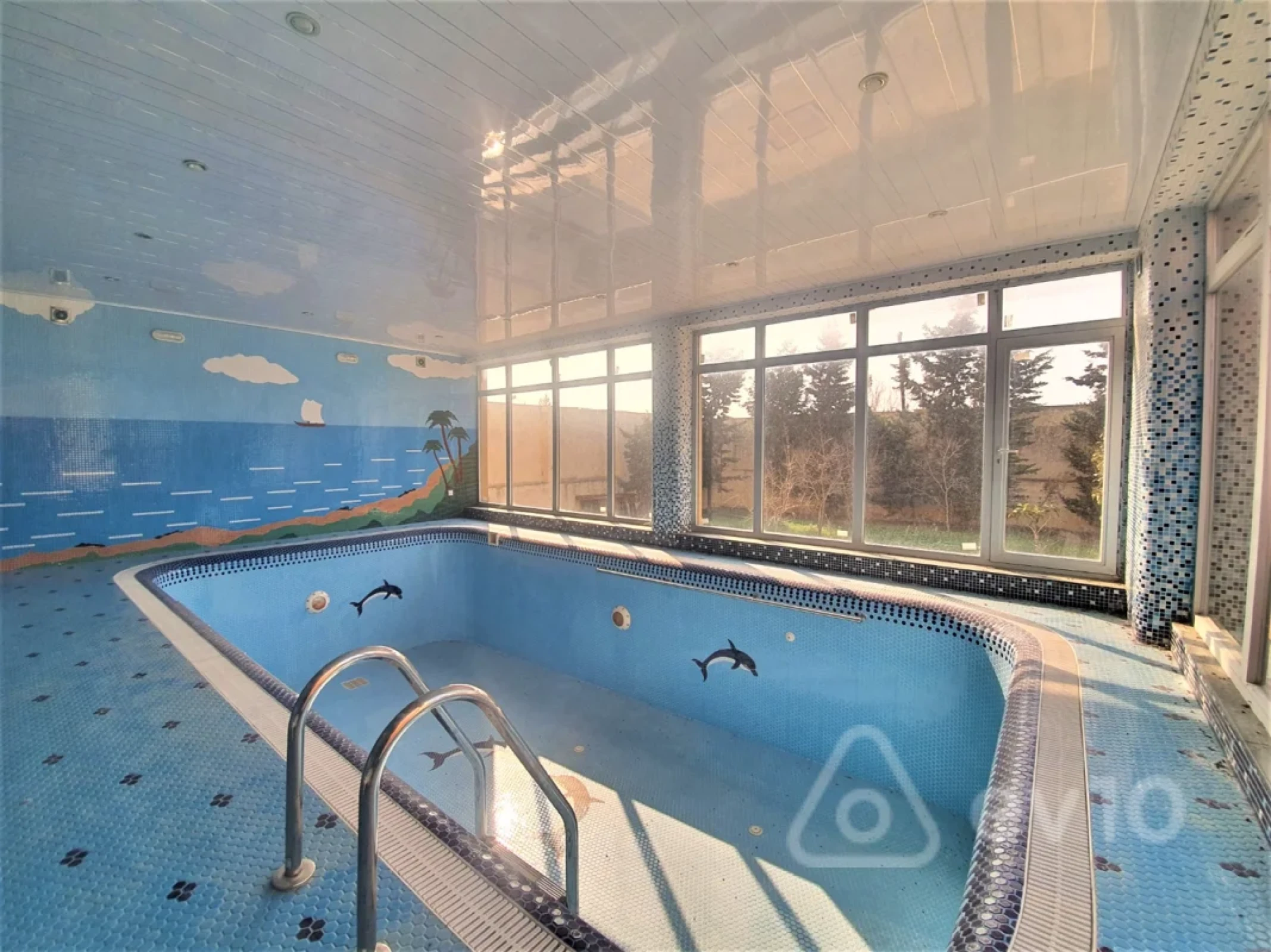 Kirayə verilir 5 otaqlı həyət evi 600 m²