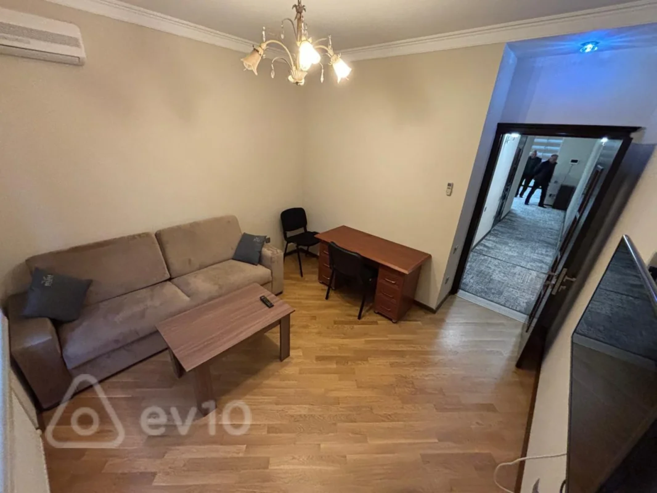 Kirayə verilir 3 otaqlı ofis 100 m²