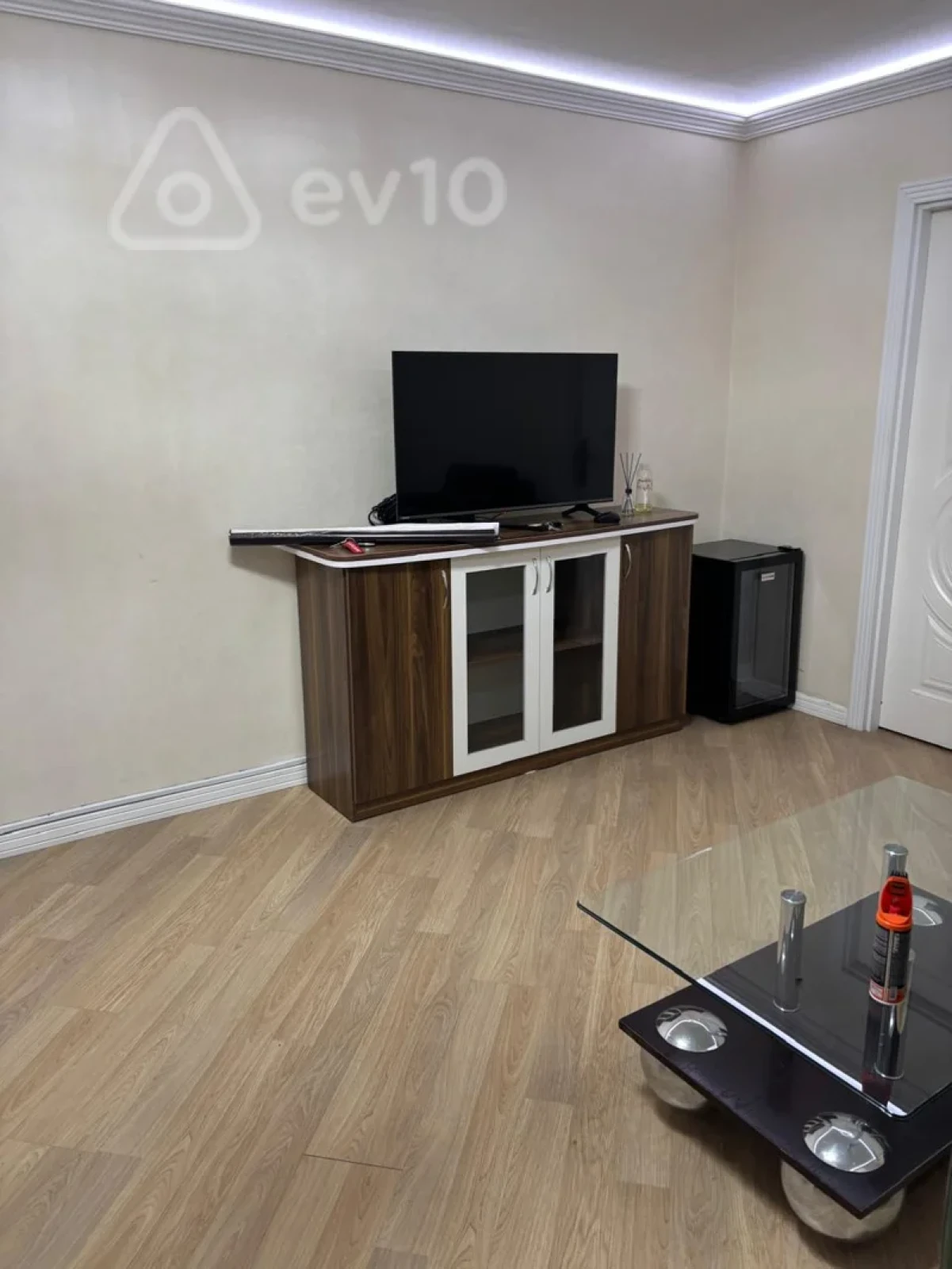 Kirayə verilir 4 otaqlı ofis 80 m²