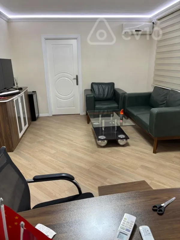 Kirayə verilir 4 otaqlı ofis 80 m²