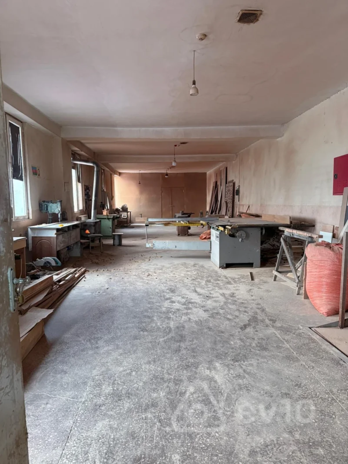 Kirayə verilir mənzil 240 m²