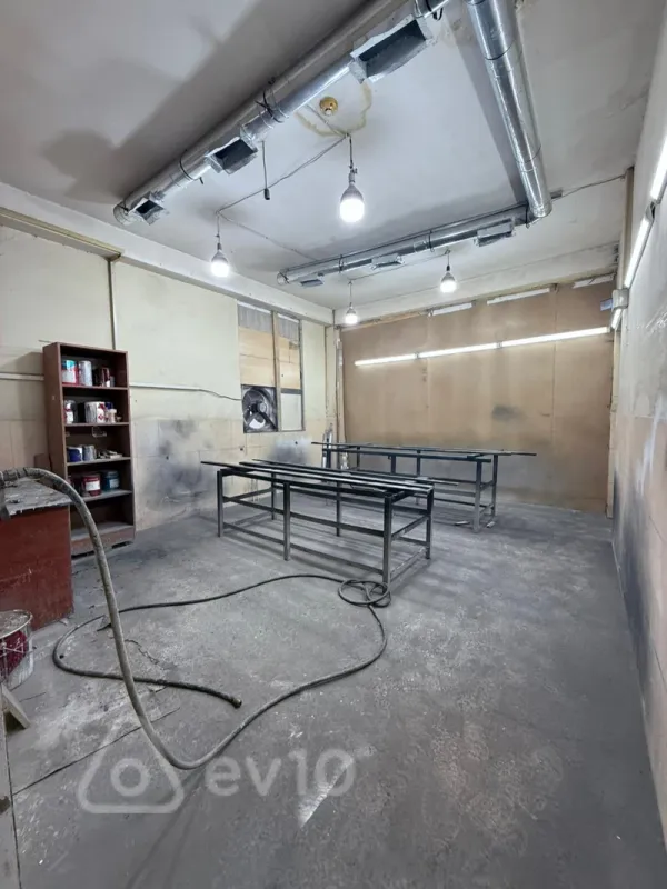 Kirayə verilir mənzil 240 m²