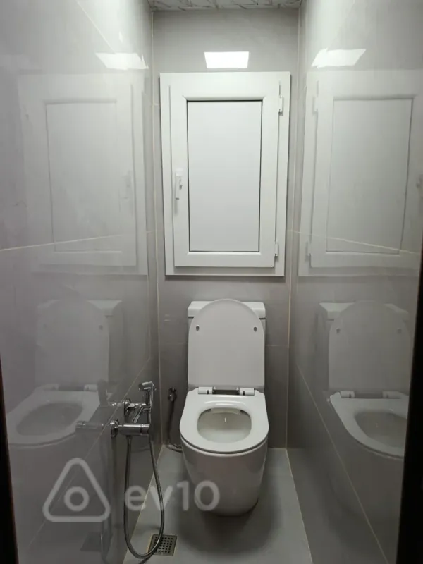 Kirayə verilir 3 otaqlı köhnə tikili 85 m²