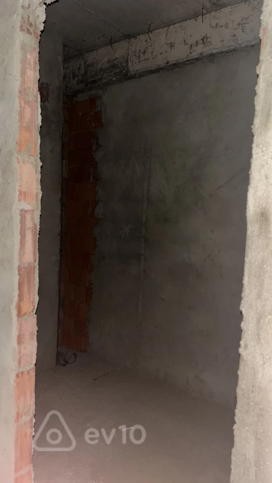 Satılır 2 otaqlı yeni tikili 83 m²