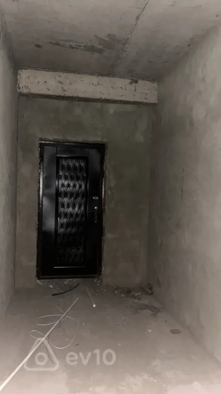 Satılır 2 otaqlı yeni tikili 83 m²