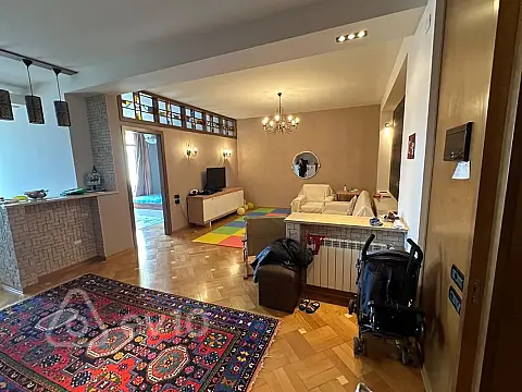 Kirayə verilir 3 otaqlı yeni tikili 120 m²