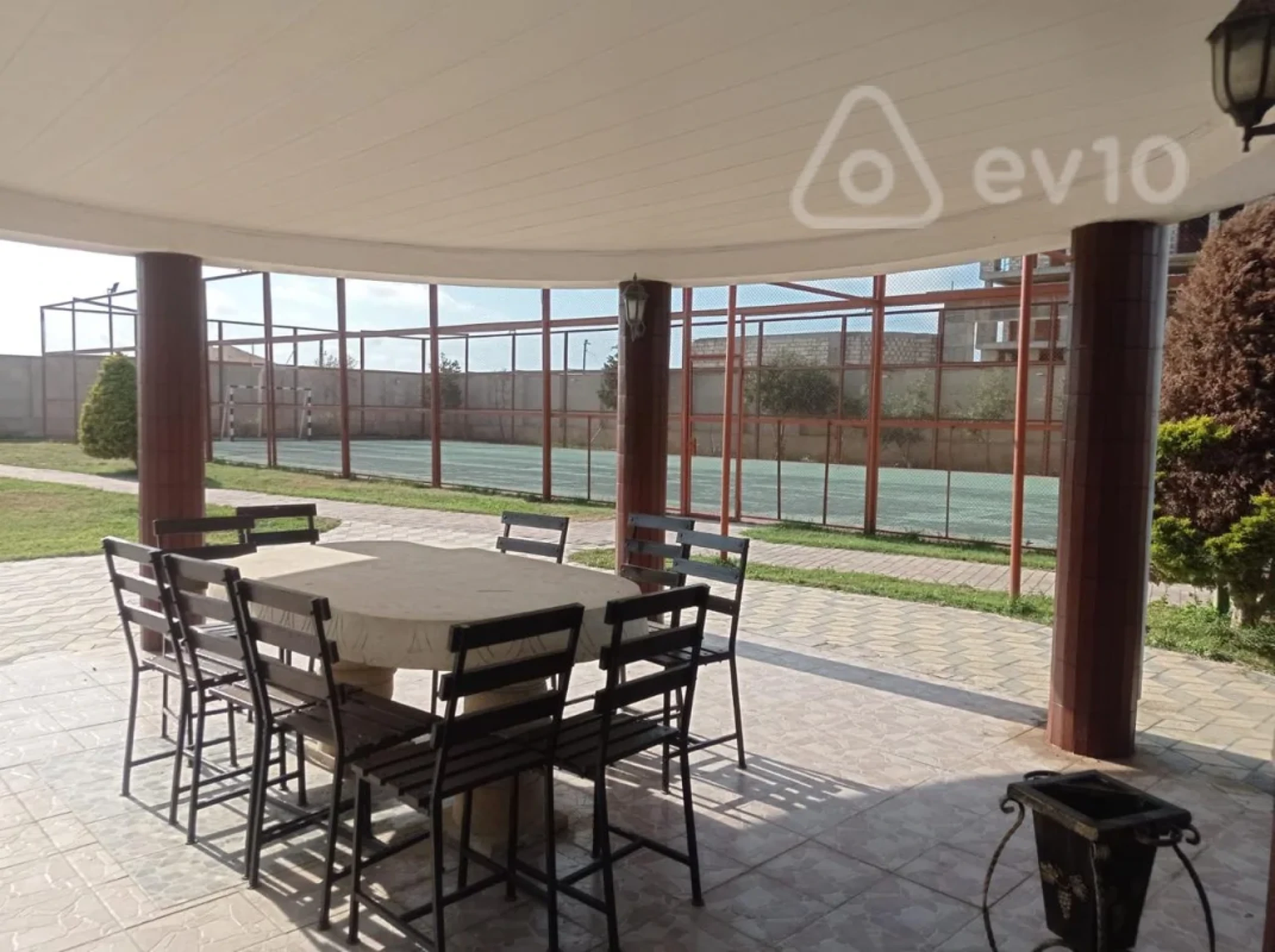 Kirayə verilir 6 otaqlı həyət evi 350 m²