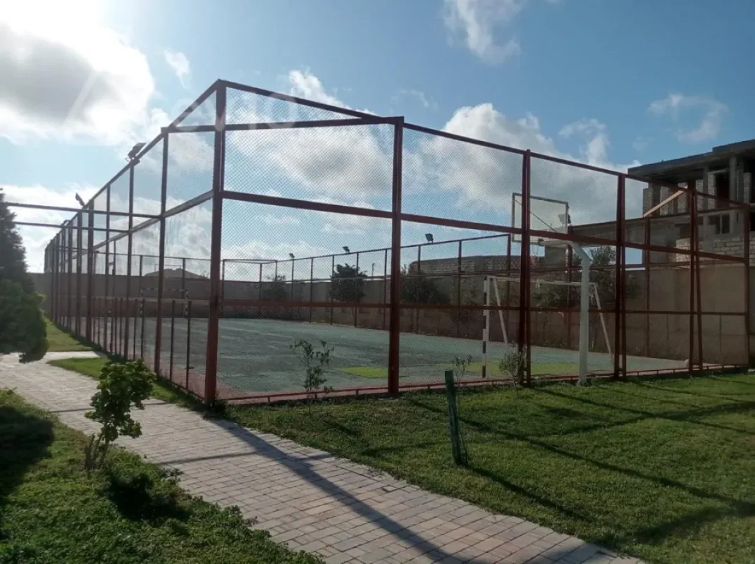 Kirayə verilir 6 otaqlı həyət evi 350 m²