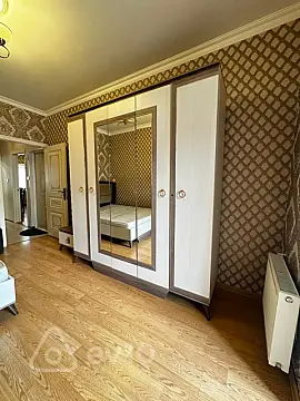 Kirayə verilir 2 otaqlı köhnə tikili 65 m²