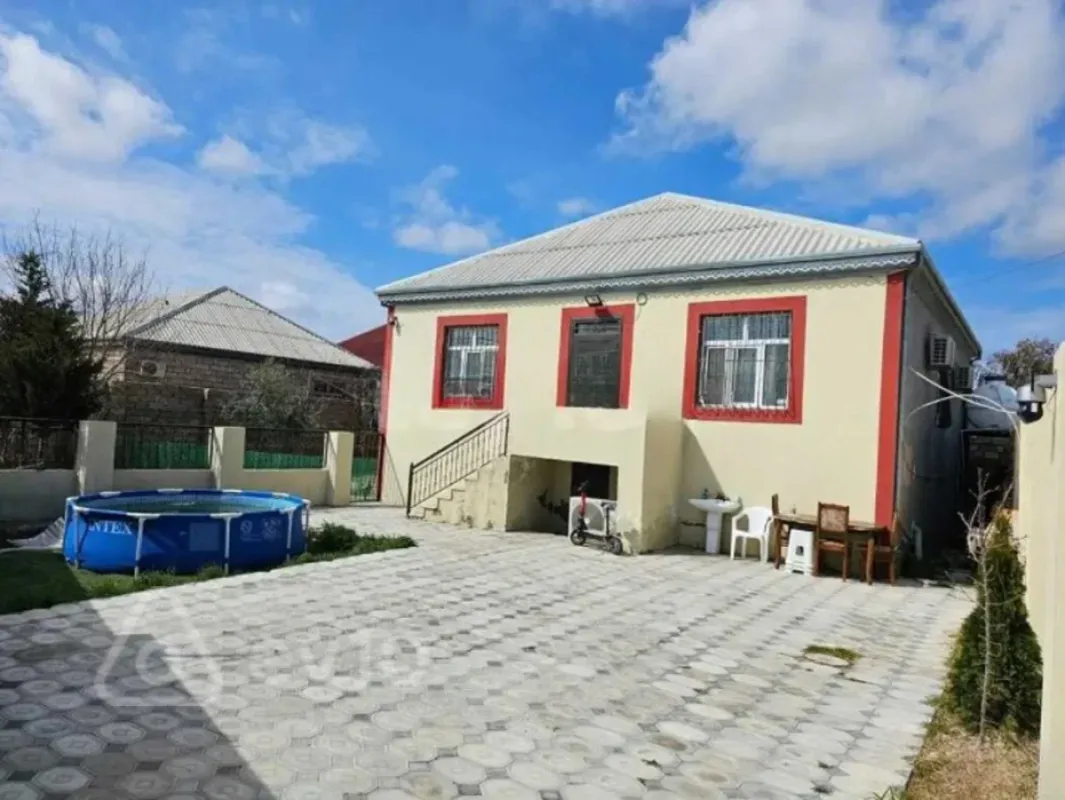 Satılır 4 otaqlı həyət evi 120 m²