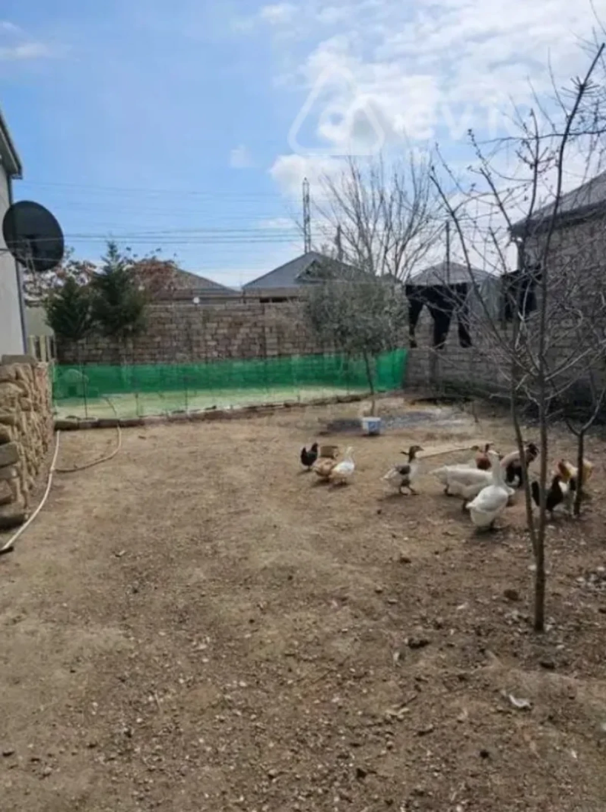 Satılır 4 otaqlı həyət evi 120 m²