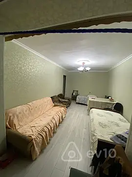 Kirayə verilir 1 otaqlı köhnə tikili 35 m²