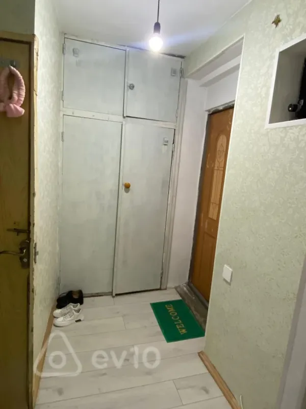 Kirayə verilir 1 otaqlı köhnə tikili 35 m²