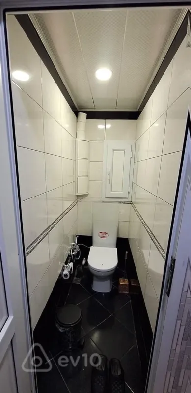 Satılır 2 otaqlı köhnə tikili 40 m²