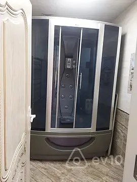 Kirayə verilir 3 otaqlı yeni tikili 90110 m²