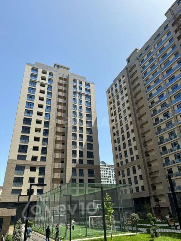 Satılır 4 otaqlı yeni tikili 150 m²