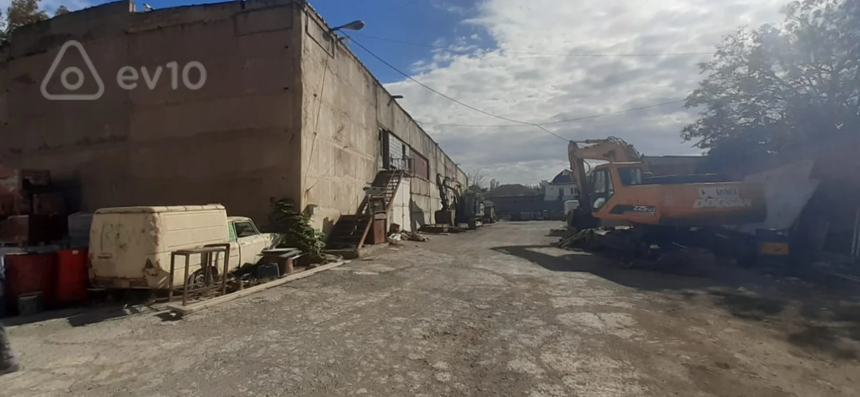 Kirayə verilir mənzil 760 m²