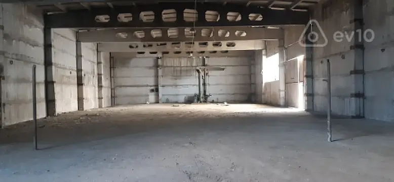 Kirayə verilir mənzil 760 m²