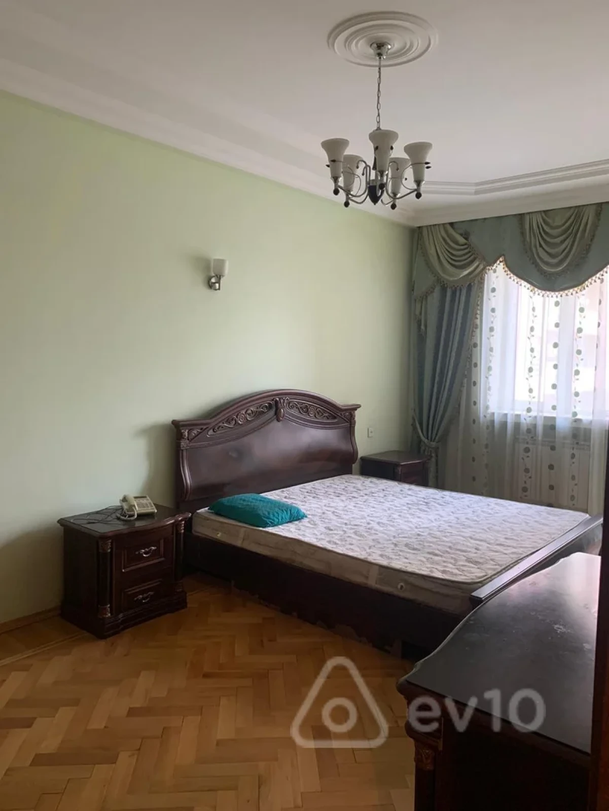 Kirayə verilir 2 otaqlı yeni tikili 87 m²