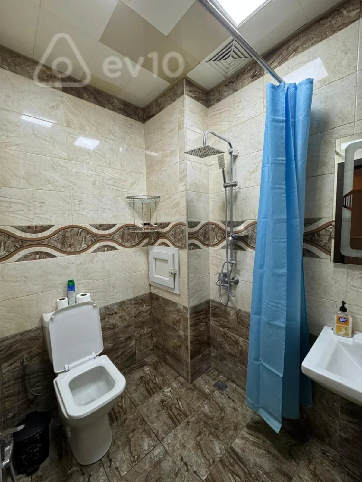 Kirayə verilir 2 otaqlı yeni tikili 60 m²