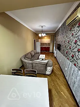 Kirayə verilir 2 otaqlı yeni tikili 60 m²