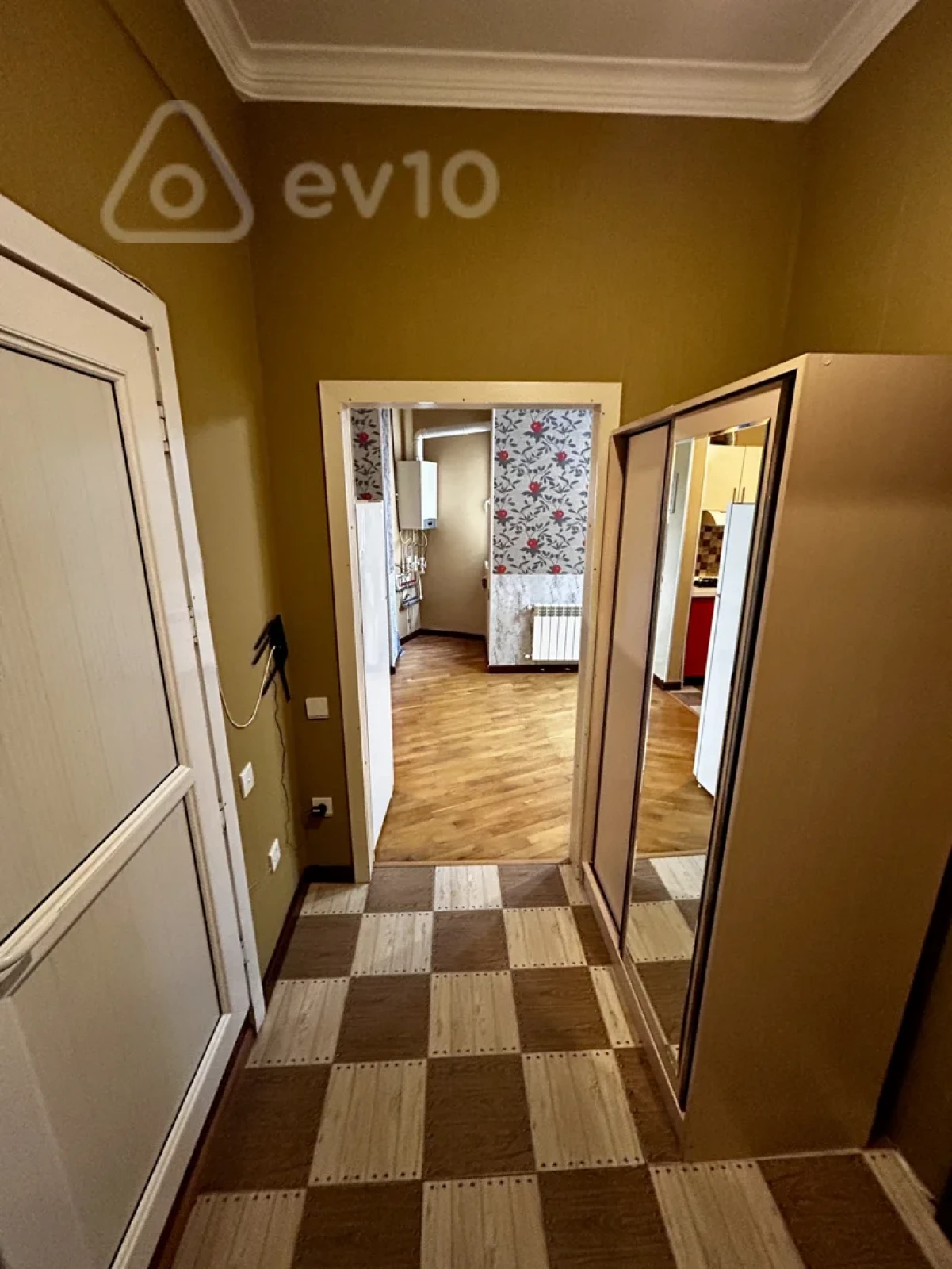 Kirayə verilir 2 otaqlı yeni tikili 60 m²