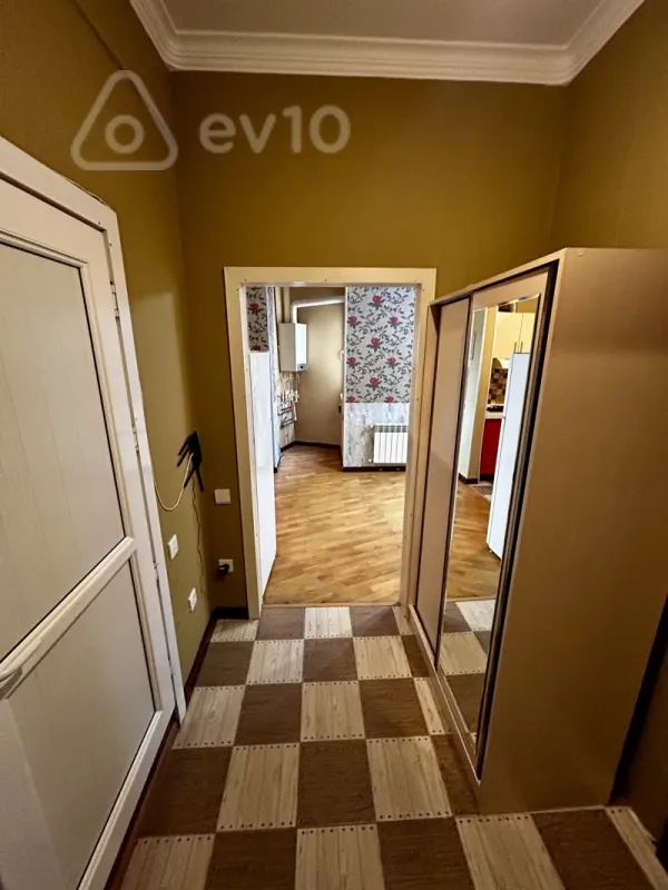 Kirayə verilir 2 otaqlı yeni tikili 60 m²