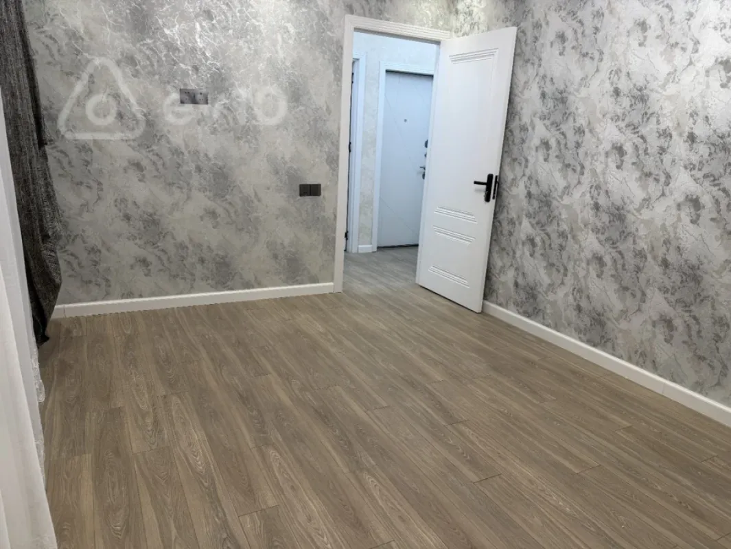 Satılır 3 otaqlı yeni tikili 60 m²