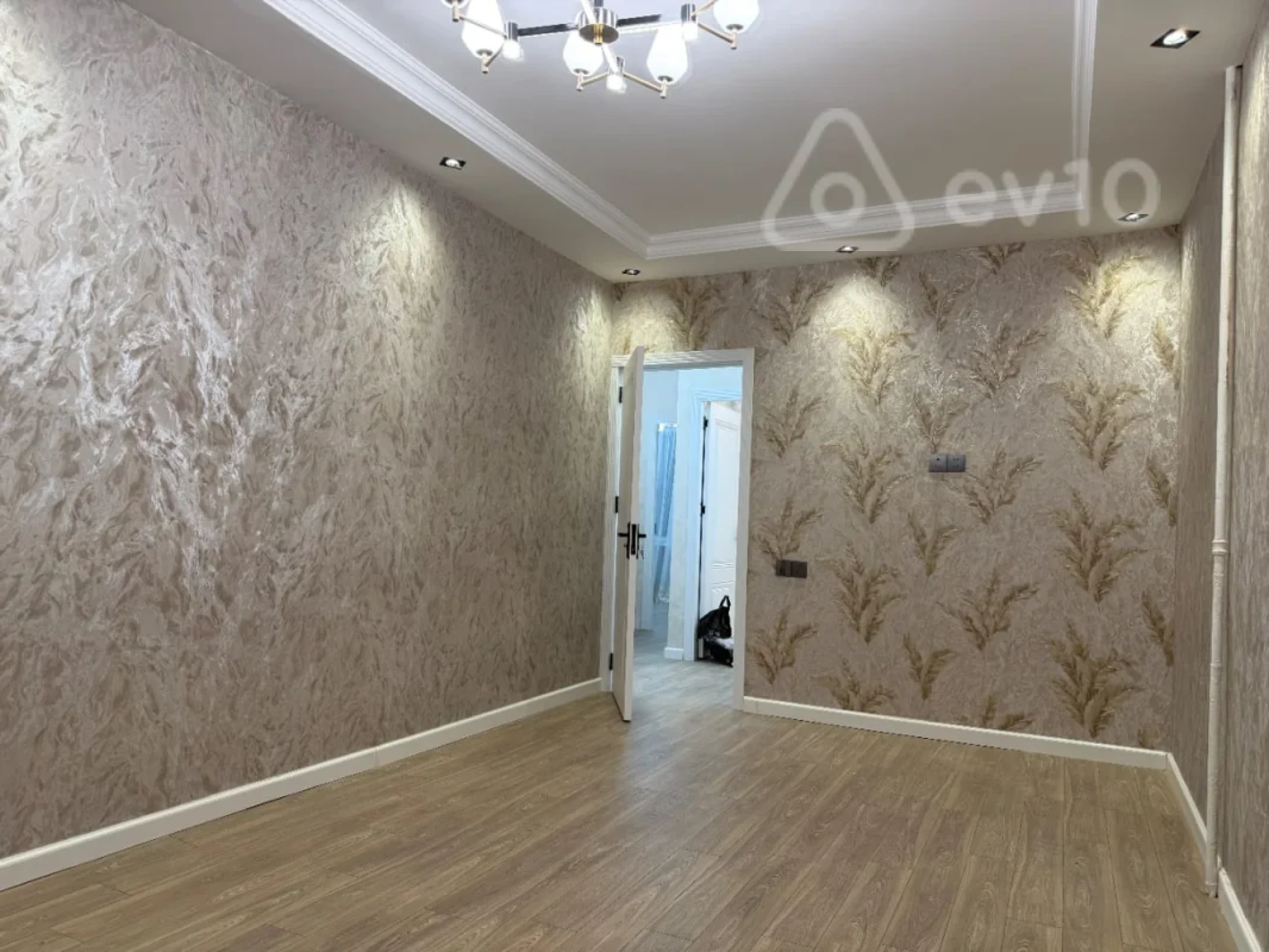 Satılır 3 otaqlı yeni tikili 60 m²