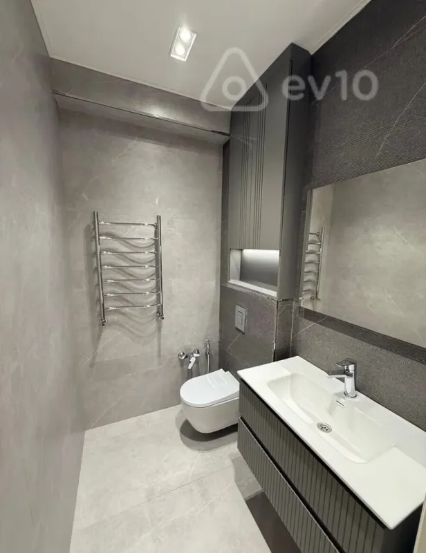 Satılır 4 otaqlı yeni tikili 179 m²