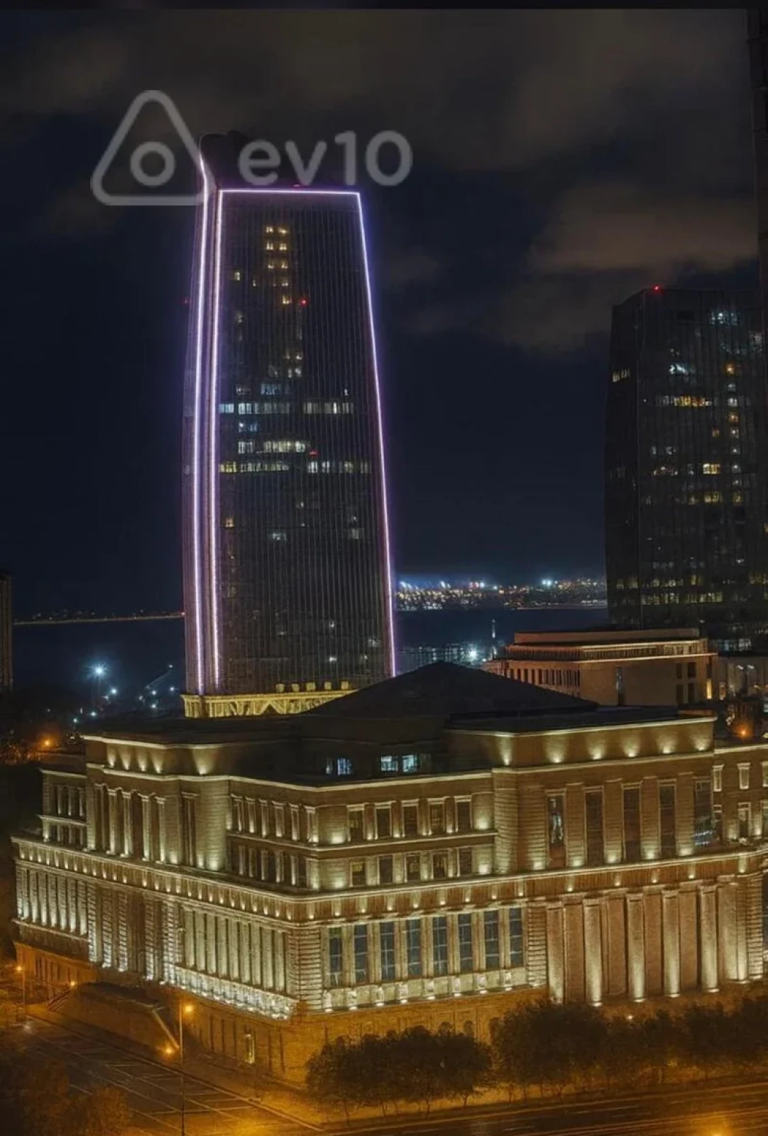 Satılır 4 otaqlı yeni tikili 179 m²