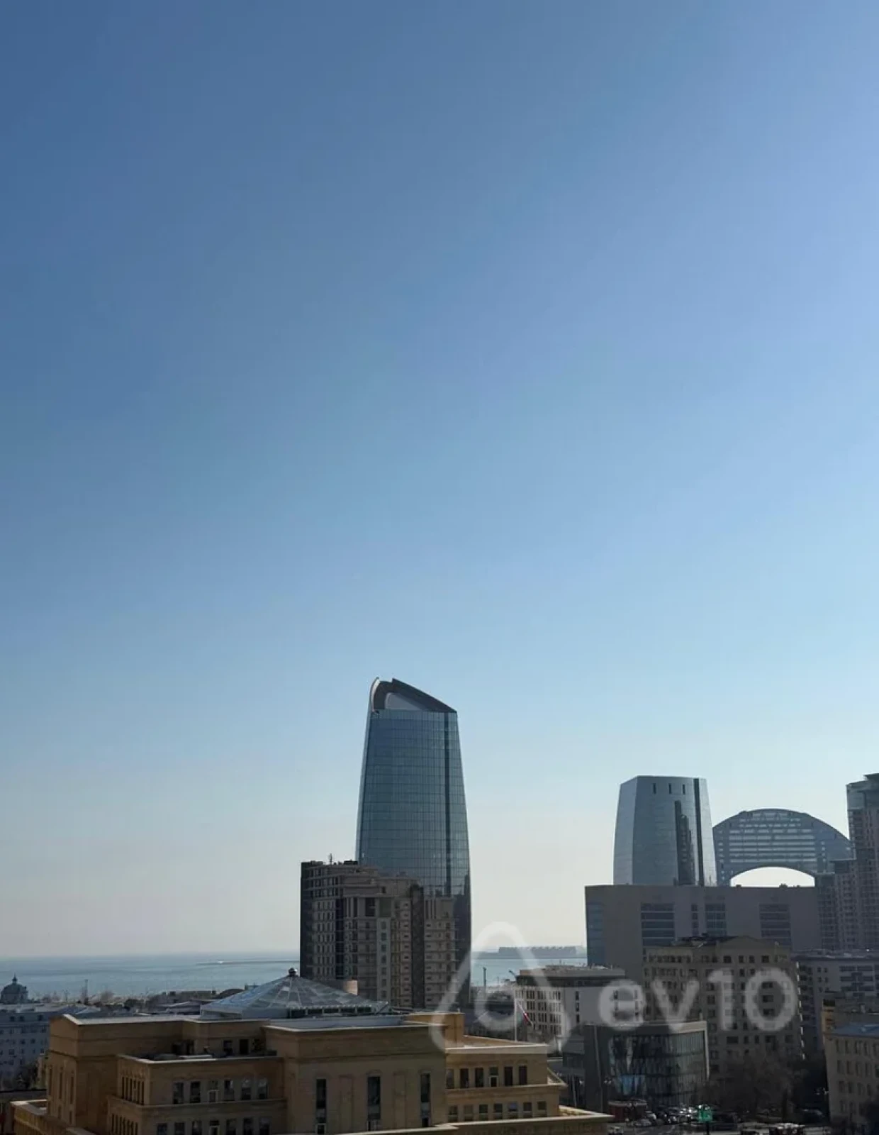 Satılır 4 otaqlı yeni tikili 179 m²