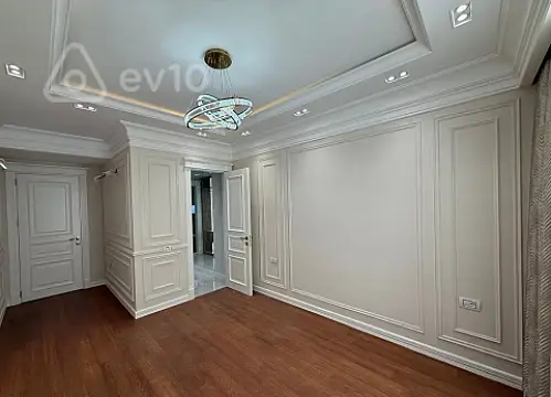 Satılır 4 otaqlı yeni tikili 179 m²