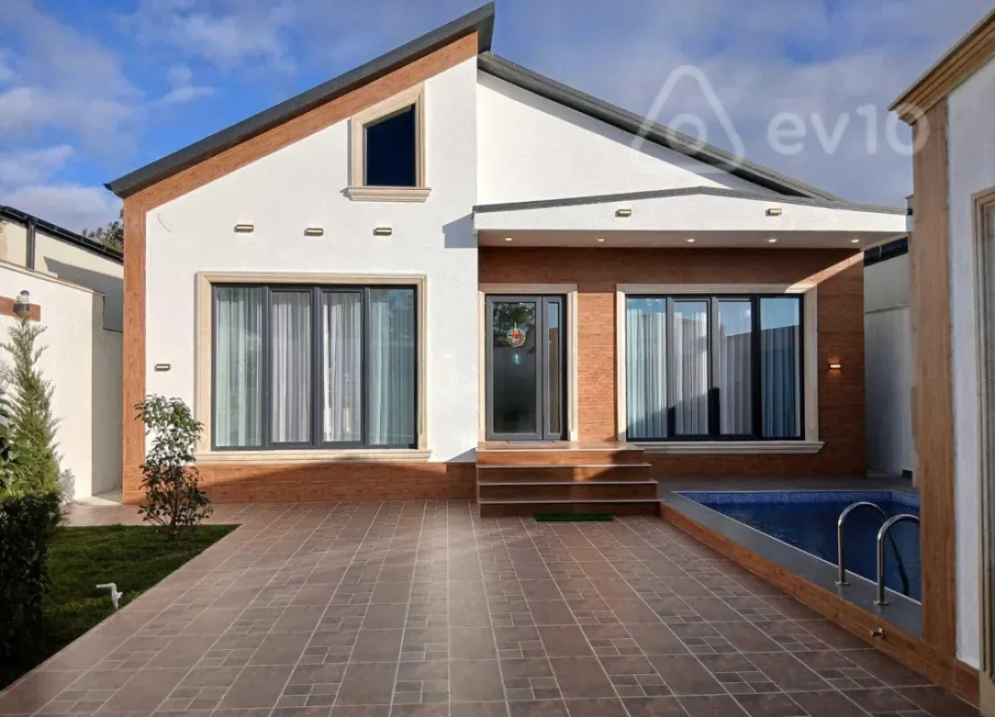 Satılır 4 otaqlı həyət evi 130 m²