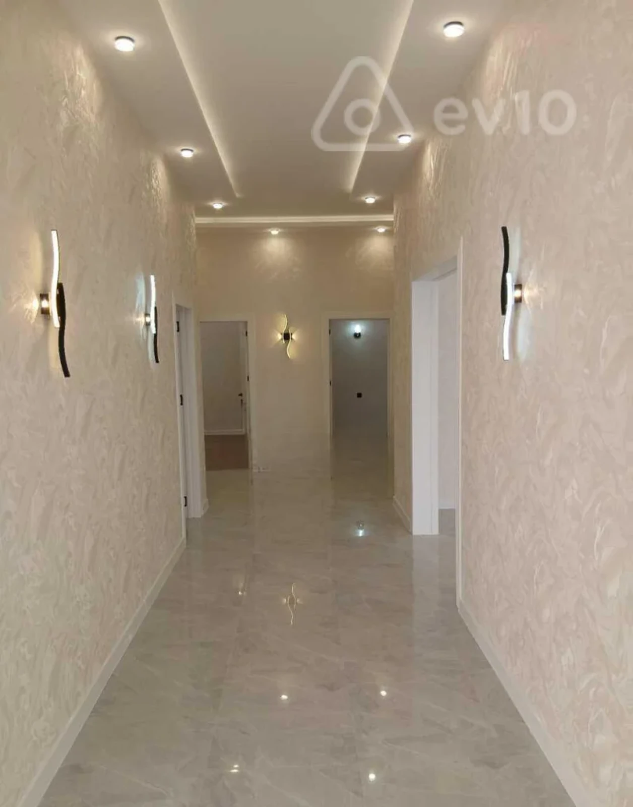 Satılır 4 otaqlı həyət evi 130 m²