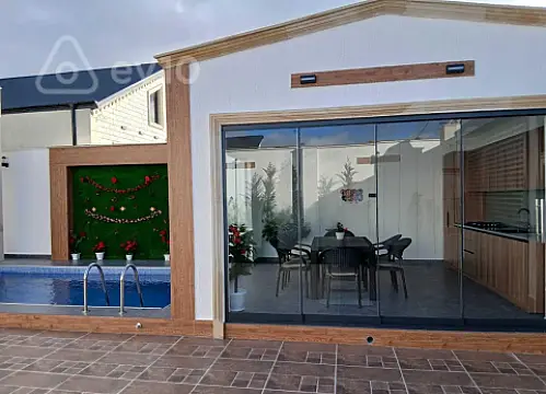 Satılır 4 otaqlı həyət evi 130 m²