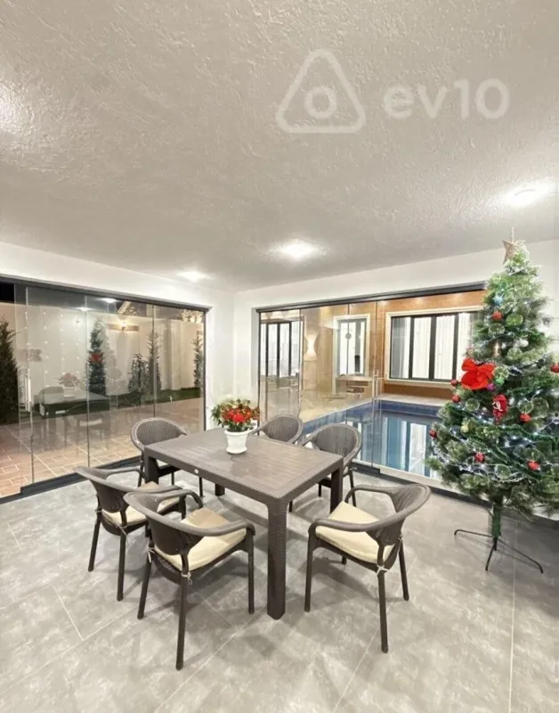 Satılır 4 otaqlı həyət evi 130 m²