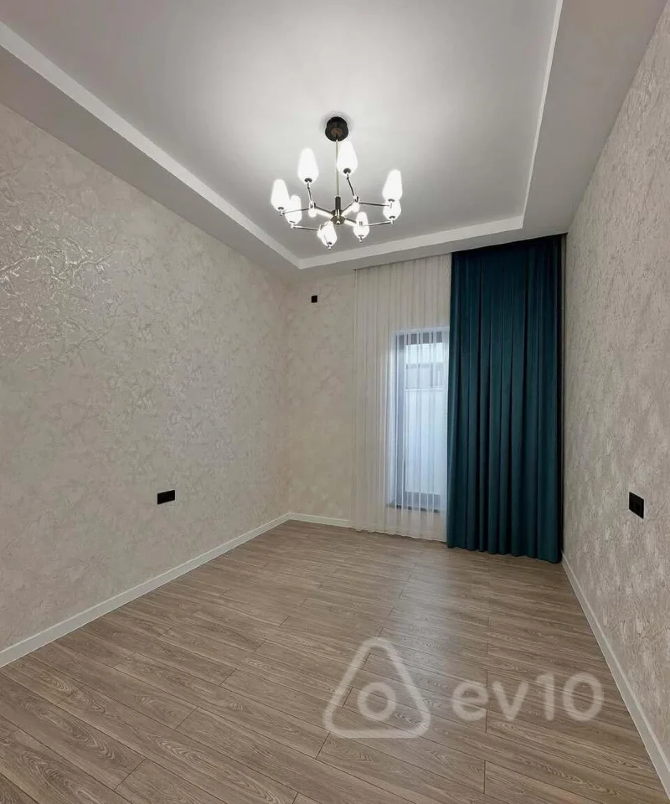 Satılır 4 otaqlı həyət evi 130 m²