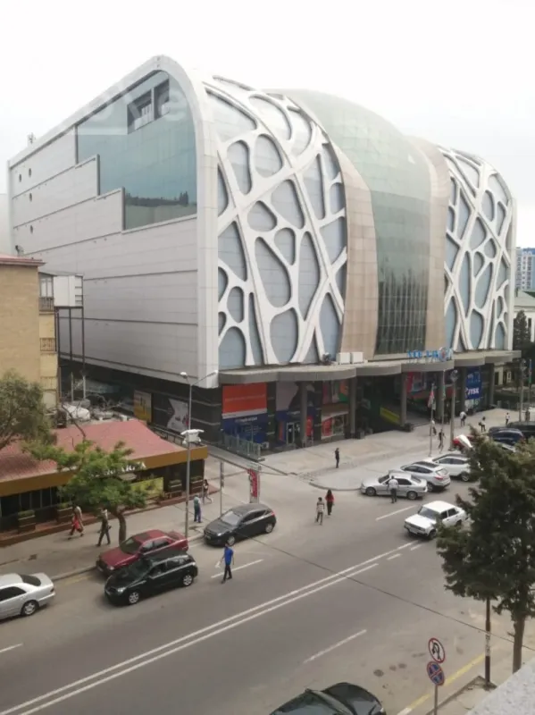 Kirayə verilir 2 otaqlı yeni tikili 60 m²