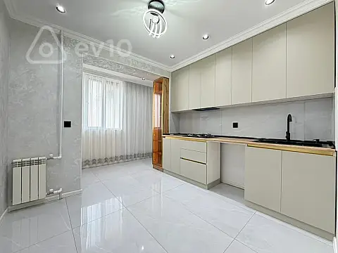 Kirayə verilir 3 otaqlı köhnə tikili 70 m²