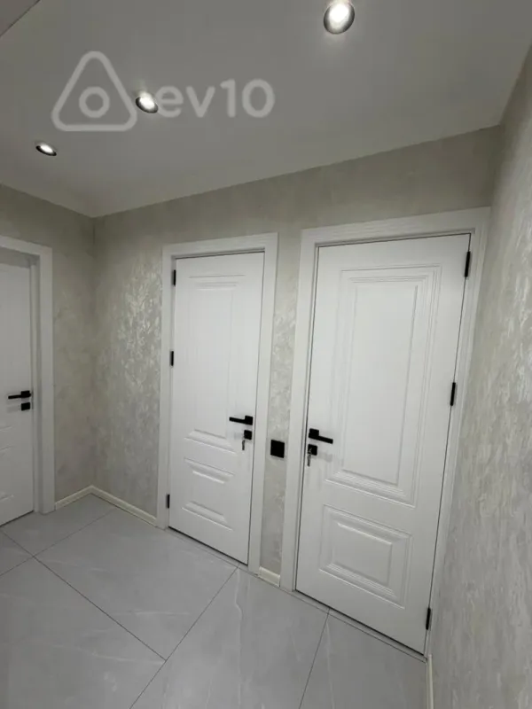 Kirayə verilir 3 otaqlı köhnə tikili 70 m²