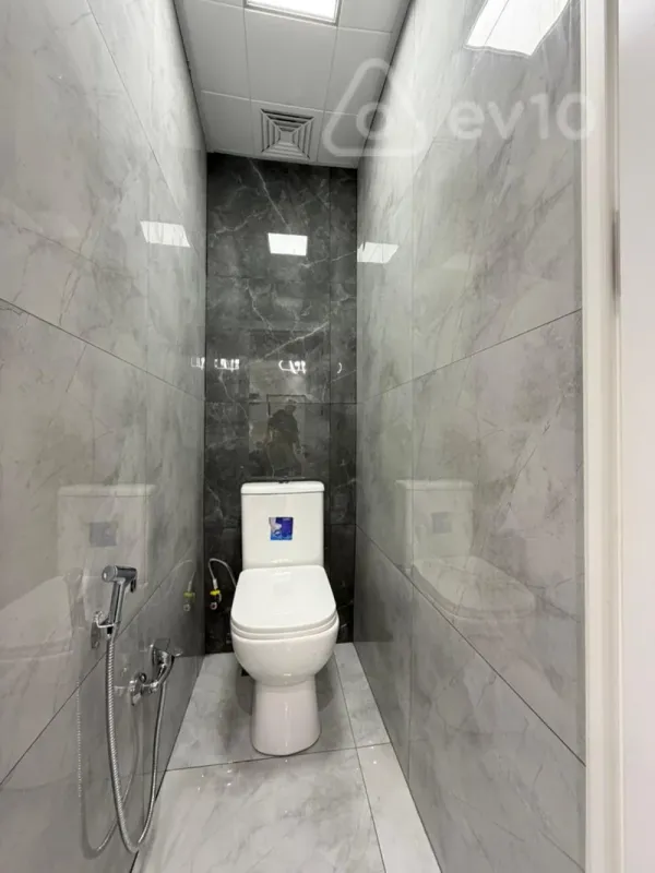 Kirayə verilir 3 otaqlı köhnə tikili 70 m²