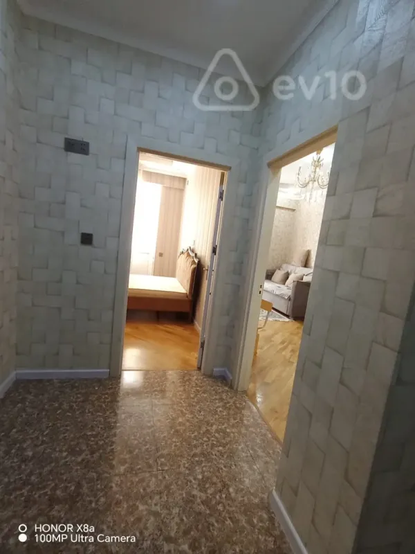 Kirayə verilir 2 otaqlı yeni tikili 65 m²