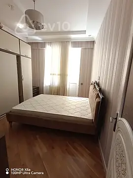 Kirayə verilir 2 otaqlı yeni tikili 65 m²